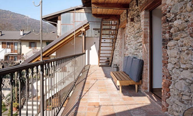 Dronero Ski Chalet | Chalet 'Nidi Di Rondine 1' with Mountain View, Private Terrace and Wi-Fi