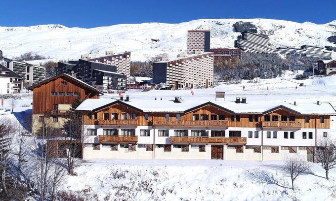 Les Menuires Ski Chalet | Chalet Privé, proche de la Navette