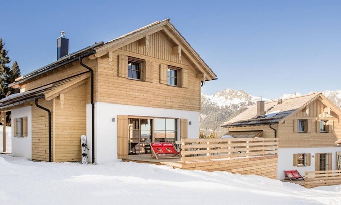 Weisspriach Bed & Breakfast | Chalet resting time 3 bedroom sauna in the house - Chalet village Fanningberg
