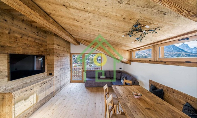 Cortina d'Ampezzo Apartment | Chalet Ronco - Direct Booking Dolomiti Skyline