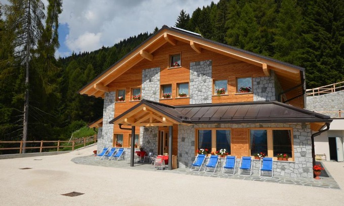 Ronchi Valsugana Ski Chalet | Chalet Serena