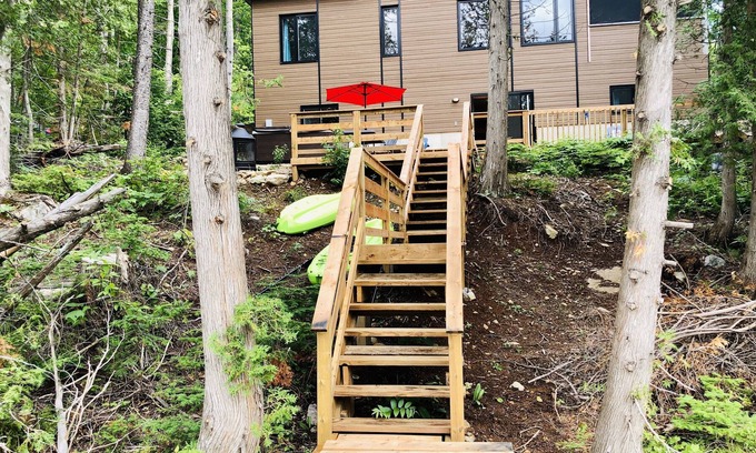 Matawinie Regional County Municipality Ski Chalet | Chalet Tavi, Waterfront and Spa