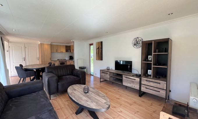 Langeberg House | Chalet with 2 bedrooms and a terrace