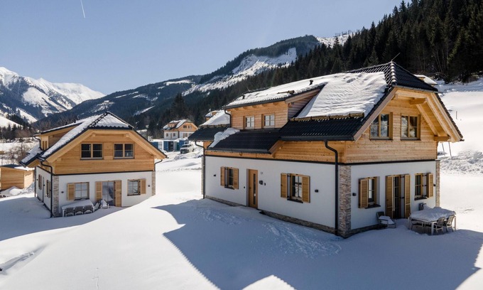 Donnersbachwald Ski Chalet | Chalet with Finnish sauna near the ski lift