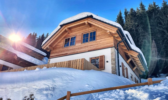 Donnersbachwald Ski Chalet | Chalet with hottub, sauna and large terrace