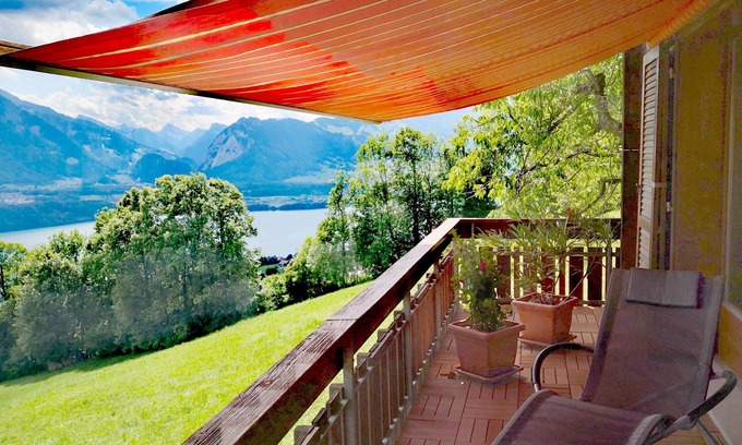 Aeschlen ob Gunten Ski Chalet | Chalet Xanadu with Alps & Lake View