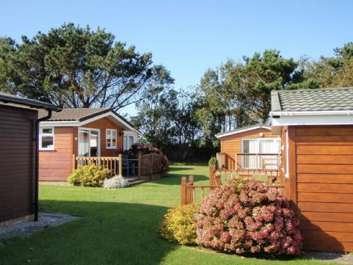 Padstow Ski Chalet | Chalets & Lodges at Atlantic Bays Holiday Park