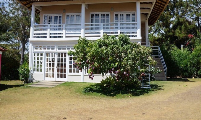 Serra Grande Ski Chalet | chalets overlooking the sea situated 300 meters from a charming village.