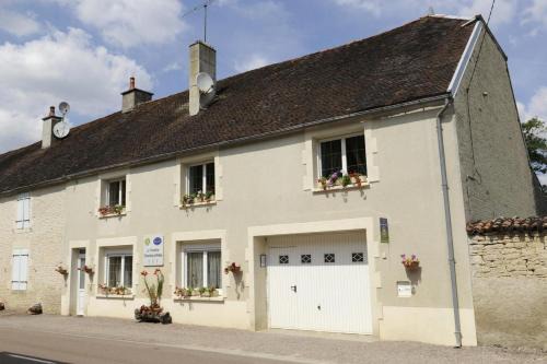 Spoy Bed & Breakfast | Chambre d'hôtes La Fontaine