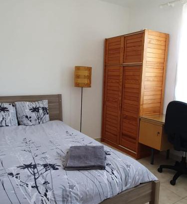 Roucas-Blanc House | Chambre Proche Plage du Prophète