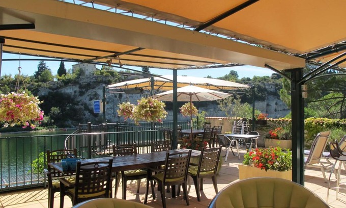 Saint-Martin-d'Ardeche Bed & Breakfast | Chambres d'Hôtes De Caïre Noù