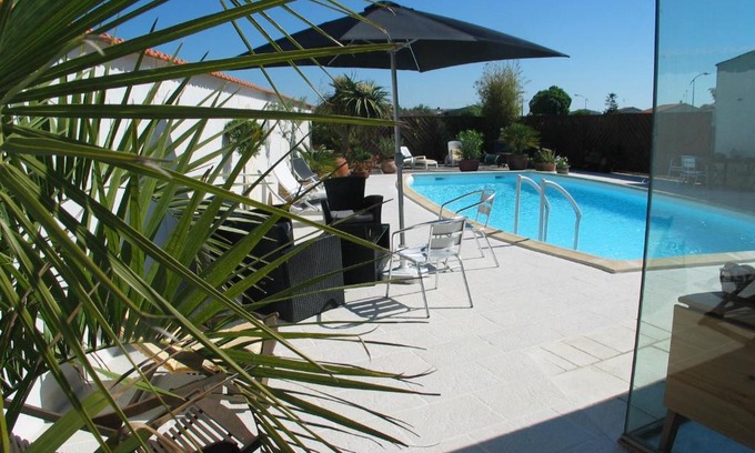 Nieulle-sur-Seudre Bed & Breakfast | Chambres d'Hôtes Le Logis du Port Paradis