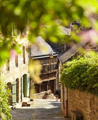 Dinan Bed & Breakfast | Chambres d'hôtes Logis Du Jerzual