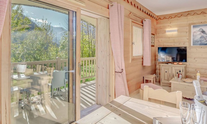 Champagny-en-Vanoise Apartment | Champagny-en-Vanoise: Charming 2-Bedroom Apartment, Sleeps 6, Pool & Spa Access