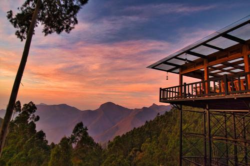 Periyur Resort | Chandys Drizzle Drops - Munnar Top Station