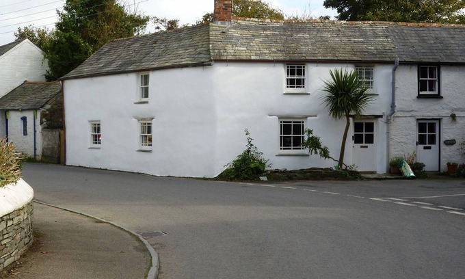 St Teath Cottage | Character Cottage With Pretty, Secluded Garden