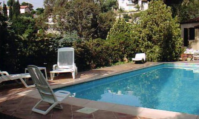 Mandelieu-La-Napoule House | Character house, spacious, not overlooked, private outdoor parking,