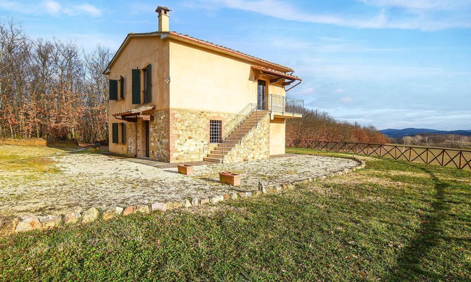 Chiusdino House | Characterful country house in Tuscany.