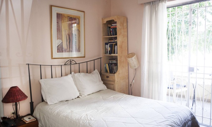 Chalandri House | Characterful house in a beautiful and lively suburb near to central Athens.