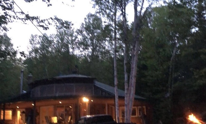 Edmundston House | Charismatic Geodesic Dome! 'Snowmobile paradise'