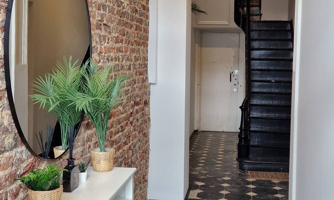 Charleroi Apartment | Charleroi Cozy Home