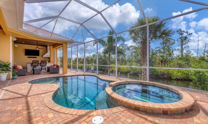 Burnt Store Isles House | Charlotte County Villa 5913: Private Pool + Spa Oasis