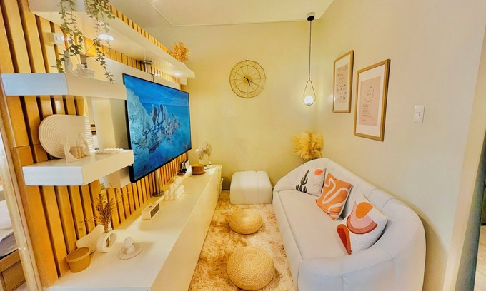 CSJDM Condo | Charm Soleil Staycation- Cozy & Aesthetic, 1BR, Pool, WiFi+Netflix & Walk to SM