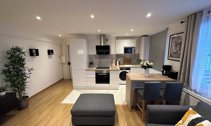 Bagnolet Condo | Charmant Appartement Rénové Quartier Paisible Proche Métro & Commodités