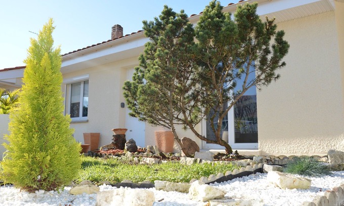 Saint-Medard-en-Jalles House | Charmant Pavillon Bordelais