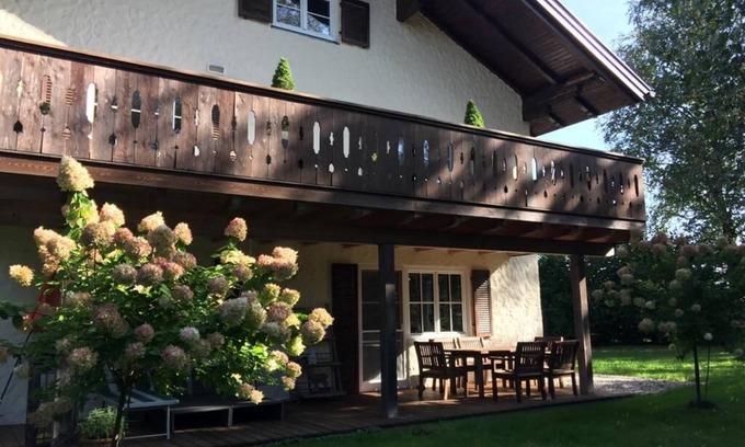 Neumarkt am Wallersee Apartment | Charmante Gartenwohnung nahe am Wallersee