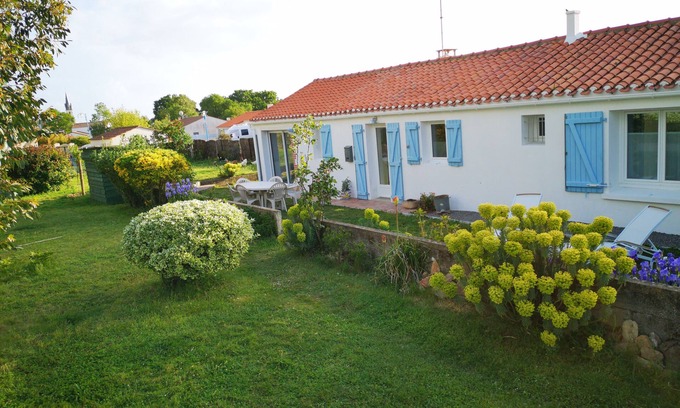 Vaire House | Charmante Longère Rénovée à Vairé, à Proximité des Commerces et 10 mn des Plages