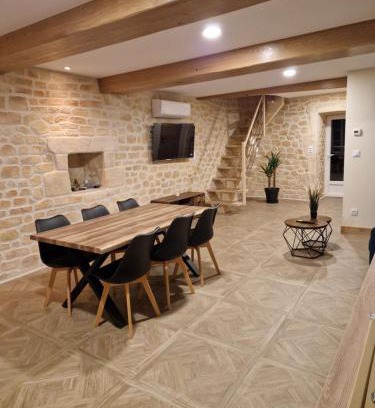 Chatillon-sur-Seine Apartment | Charmante maison de ville
