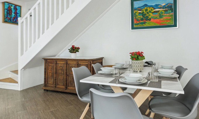 Saint-Cloud House | Charmante Maison Avec Jardin et Parking Offerte Paris St Cloud