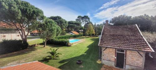 Lue House | Charmante Maison dans Les Landes x 10 avec piscine et salle d escalade
