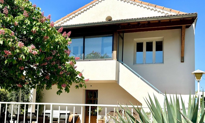 Montelimar House | Charmante Villa Toute Rénovée Avec Piscine