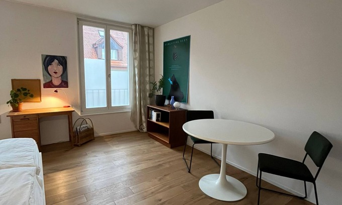 Sandrain Apartment | Charmantes Studio im Marzili Direkt Beim Bundeshaus