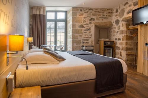 Beaulieu-sur-Dordogne Hotel | Charme et Caractère Le Turenne