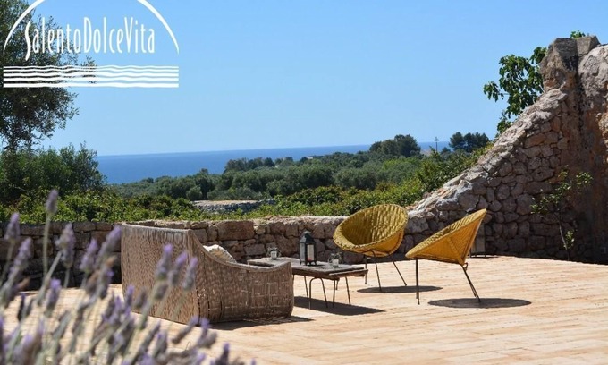 Marina San Gregorio Villa | Charming small masseria with pool near the sea