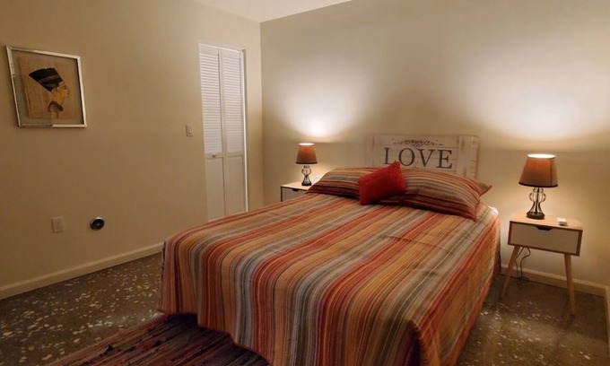 View Park-Windsor Hills House | Charming 1Bed+1Bath A House Parking+Laundry