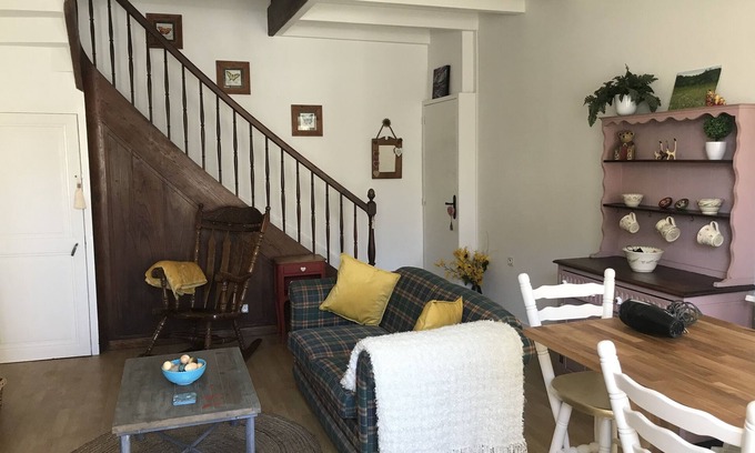 Montemboeuf House | Charming 1-bed cottage Montemboeuf