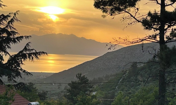 Megalos Prinos Cottage | Charming 1-bedroom cottage with beautiful views in enchanting Mikros Prinos