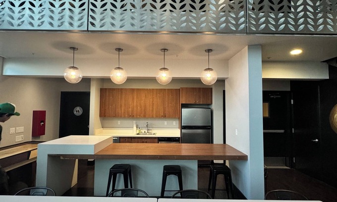 Southwest Berkeley Apartment | Charming 1-bedroom apartment in lovely Berkeley with fitness room + MORE
