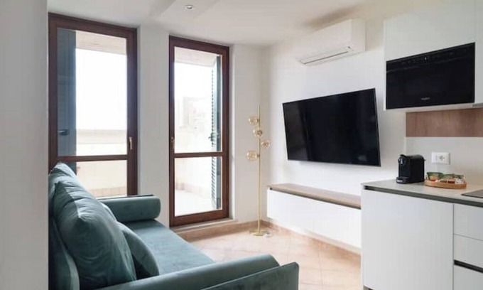 Latina Apartment | Charming 1-bedroom apartment with WiFi, AC in lovely Latina
