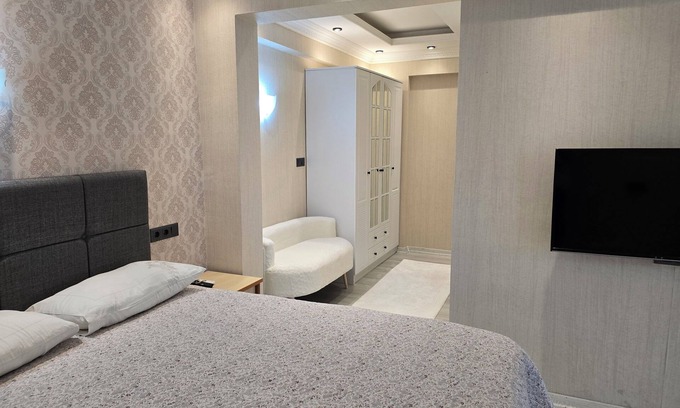 Kemer Apartment | Charming 1-Bedroom Apartment in the Heart of Kemer