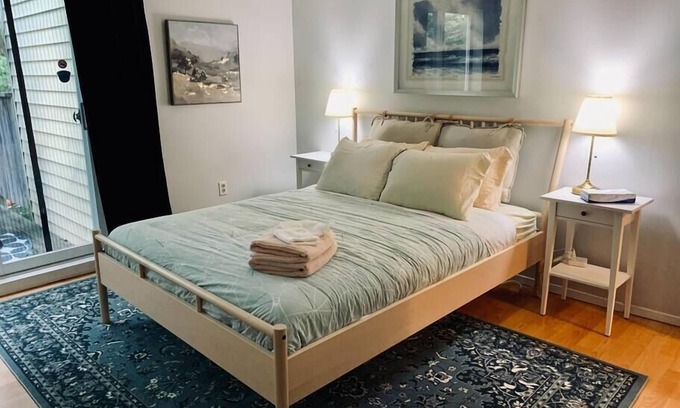 North End Apartment | Charming 2-bdrm Apartment with Balcony