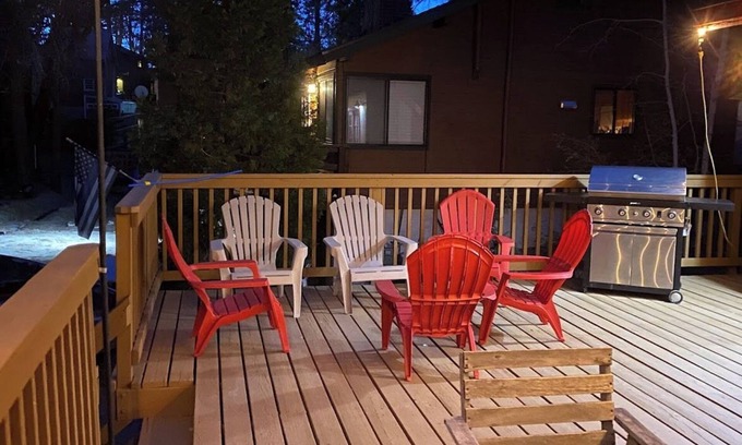Green Valley Lake Cabin | Charming 2-bedroom cabin in Green Valley Lake with AC, WiFi