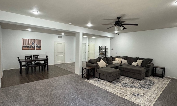 Grand Junction Apartment | Charming 2-bedroom apartment in Grand Junction with WiFi, AC - 30 Day+ Stays!