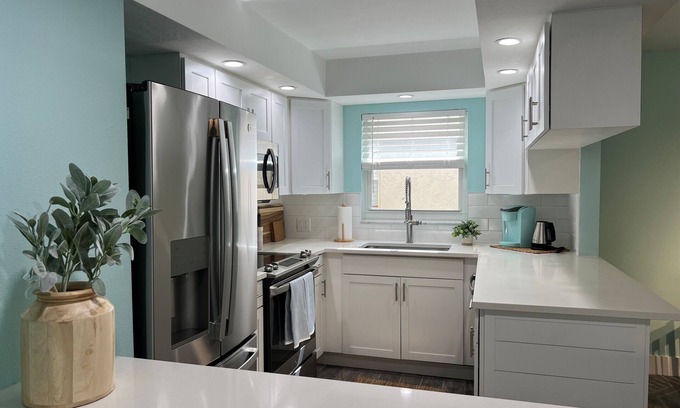 Royal Harbor Apartment | Charming 2 Bedroom, 2 Bathroom Condo in Naples, Florida