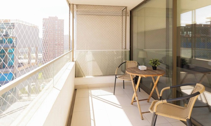 Vitacura Apartment | Charming 2-bedroom apartment with AC, WiFi in Parque Arauco