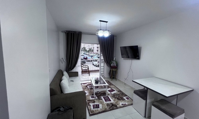 New Cairo Apartment | Charming 2-bedroom apartment with AC, and WiFi in Enchanting Cairo Governorate